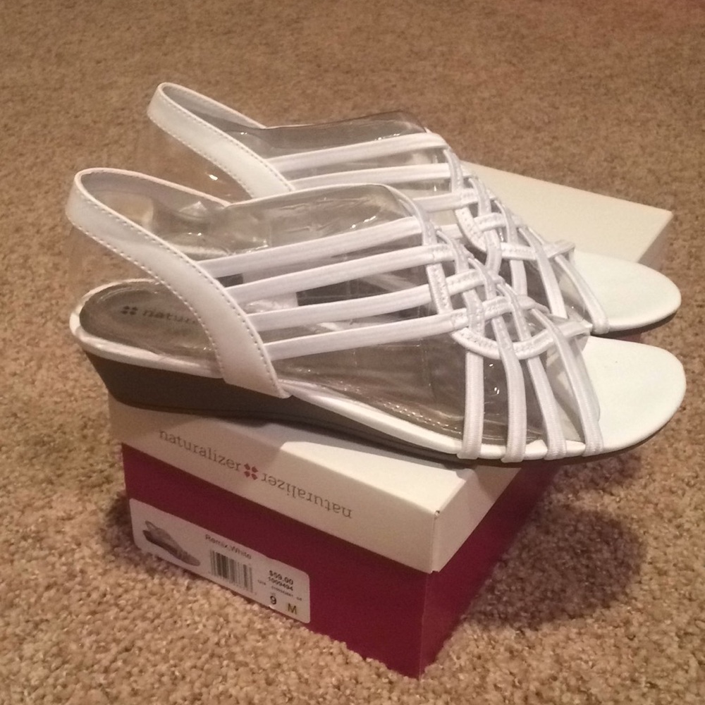 White Naturalizer sandals.  Worn twice. Size 9.